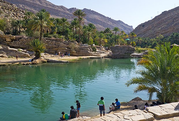 Оазисы, неповторимый парфюм и уникальные вади: Как Оман поднялся с колен и стал самой безопасной страной для путешествий 